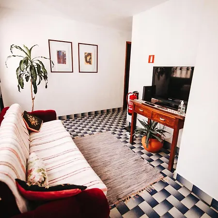 Casa Da Avo Rosa * São Vicente