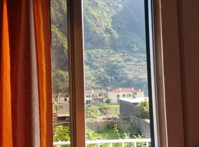 Casa Da Avo Rosa * São Vicente